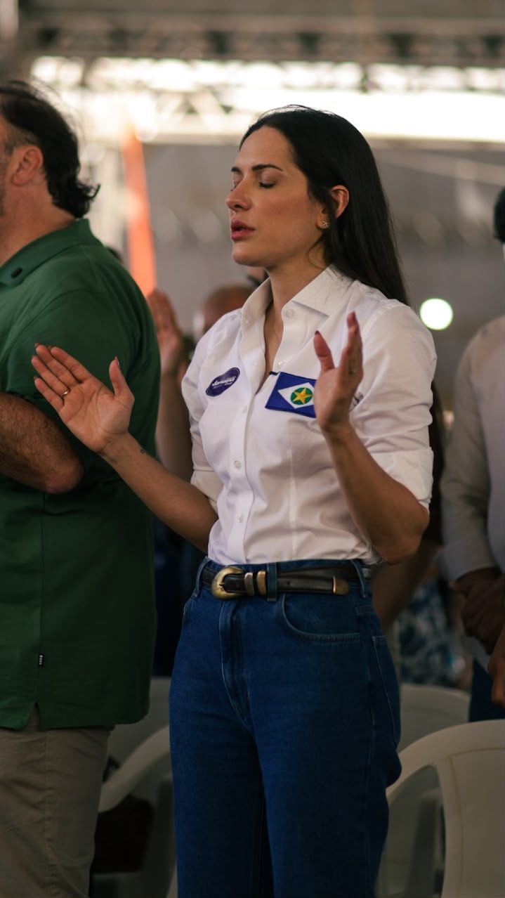 Janaina inicia campanha ao Senado em encontro de fé e apresenta prioridades para Mato Grosso