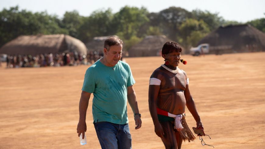 Dr. Eugênio participa do Kuarup, ritual de celebração fúnebre dos povos do Alto Xingu