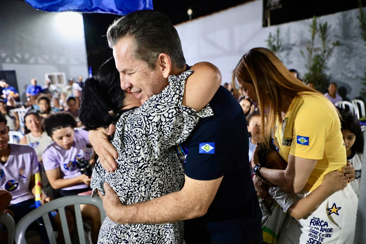 ”Em quatro anos no Estado, comprei minha casa e meu carro”, diz professora a Mauro