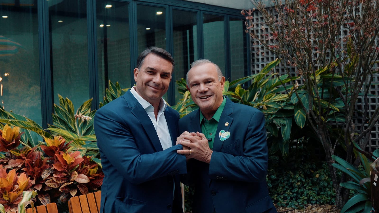 WELLINGTON COLOCA ELEIÇÃO DE FLÁVIO BOLSONARO COMO PRIORIDADE