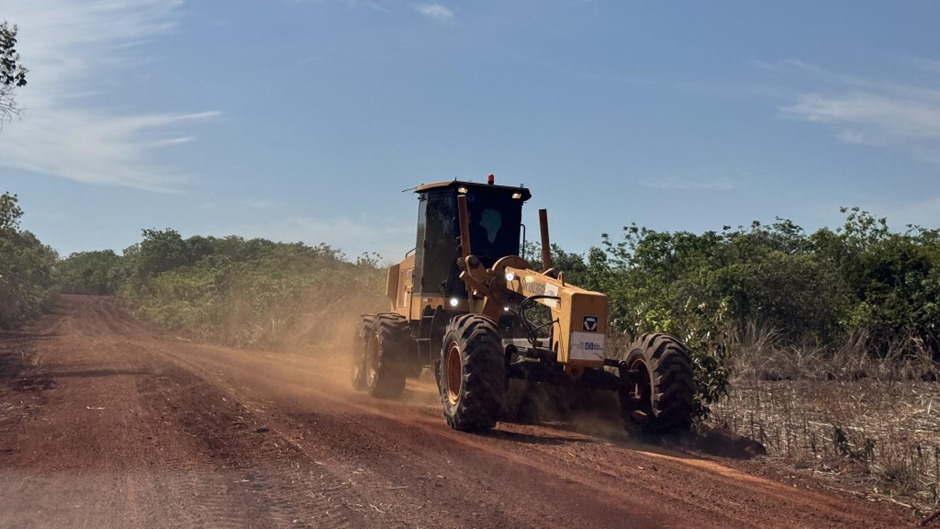 Prefeitura de Canarana/MT realiza patrolamento de estradas rurais para melhorar trafegabilidade
